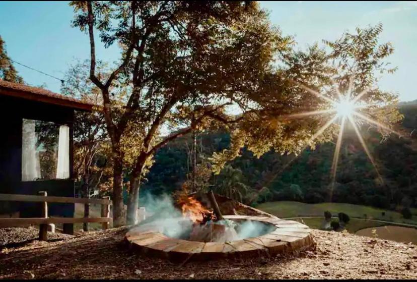 Cabana Sassafras Com Hidromassagem Алфреду-Вагнер Экстерьер фото